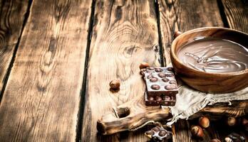cioccolato crema con noccioline. foto
