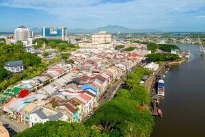 aereo Visualizza di kuching città, capitale di sarawak nel Borneo, Malaysia foto