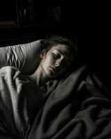 un' donna addormentato nel letto con sua occhi chiuso generativo ai foto
