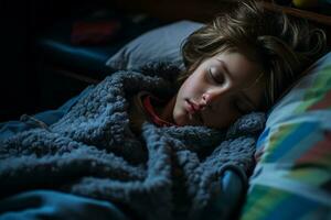 un' giovane bambino addormentato nel letto con un' coperta generativo ai foto