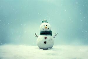 un' carino giocattolo pupazzo di neve nel cappello e sciarpa. allegro Natale e contento nuovo anno saluto carta ai generato. inverno sfondo. alto qualità foto ai generativo