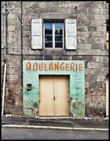 chiuso forno nel un vecchio villaggio, massiccio centrale, Francia foto