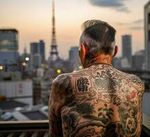 yakuza sguardo tokyo paesaggio urbano a partire dal lontano foto
