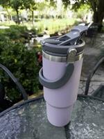 acciaio vuoto thermos all'aperto zero rifiuto e no plastica foto