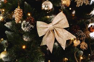 decorazioni natalizie, albero di natale, regali, capodanno foto