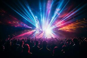 posteriore Visualizza di il folla di persone a un' festa a un' concerto palcoscenico a un' musica Festival, ai generativo foto