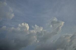 cielo e nube per naturale sfondo. foto