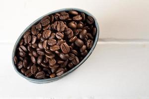 chicchi di caffè buon odore aroma che beve al mattino per svegliarsi foto