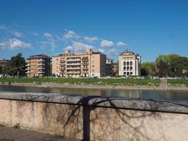 fiume adige a verona foto