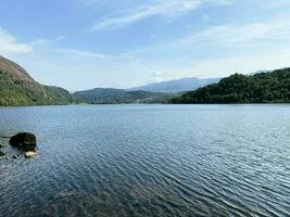 un' Visualizza di il nord Galles campagna a llyn dinas nel snowdonia foto