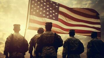 gruppo di esercito uomini salutando americano bandiera foto
