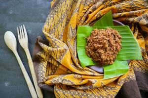 abon fatto di carne, tritato carne piatti fatto con Marrone zucchero e essiccato, conservato Alimenti. indonesiano asiatico cibo foto