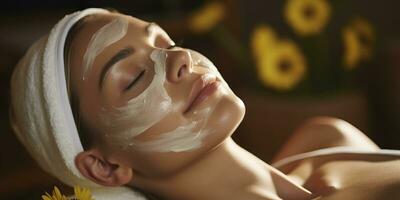 bellissimo giovane donna con un' cosmetico maschera su sua viso a il spa. ai generato. foto