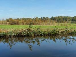 il piccolo villaggio di giethorn nel il Olanda foto