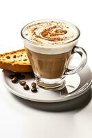 caffè espresso arte creazione con latte macchiato e biscotti isolato su un' bianca sfondo foto
