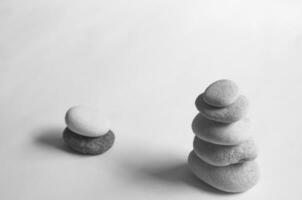 grigio minimalismo rocce foto