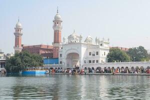 Visualizza di dettagli di architettura dentro d'oro tempio armandir sahib nel amritsar, punjab, India, famoso indiano sikh punto di riferimento, d'oro tempio, il principale santuario di sikh nel amritsar, India foto