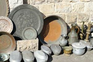 vecchio e antico elementi siamo venduto a un' Pulce mercato nel Israele. foto