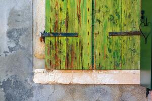 Visualizza di il colorato veneziano case a il isole di burano nel Venezia foto