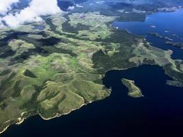 la vista aerea delle isole di Jayapura, Papua, Indonesia. foto