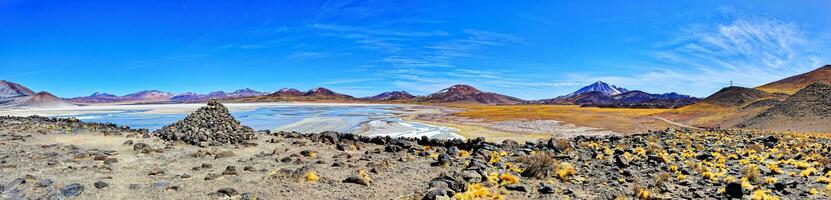 salar de aguas calientes punto di vista - atacama deserto - san pedro de atacama. foto