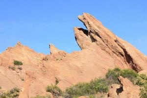 enorme roccia alla periferia di los angeles, usa foto