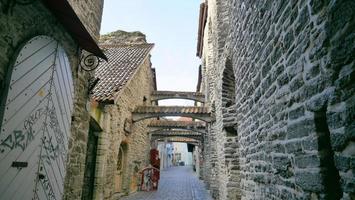 architettura centro storico città vecchia di tallinn, estonia foto