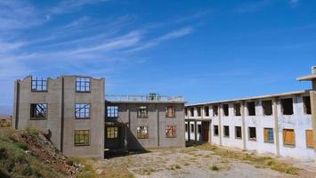 vista del paesaggio della piccola città del deserto, una location per le riprese in gansu china foto