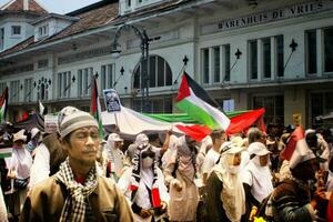 bandung città, ovest Giava, Indonesia. 21 ottobre 2023. dimostrazione su supporto gratuito Palestina. la libertà per Palestina. foto
