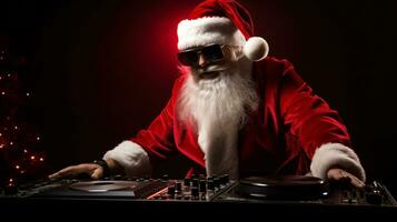 ai generativo freddo Santa con occhiali da sole a il dj impostato miscelazione console, fabbricazione un' festa foto