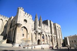 centro storico di avignone provenza francia foto