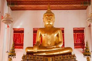 immagine di Budda statua a wat pho tempio. bangkok, Tailandia. foto