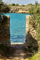 mozzafiato naturale paesaggi e mare di pugliese, Italia. foto