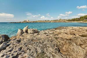 mozzafiato naturale paesaggi e mare di pugliese, Italia. foto