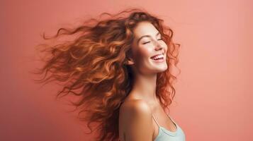 bellissimo giovane donna con lungo Riccio rosso capelli su rosa sfondo. generativo ai foto