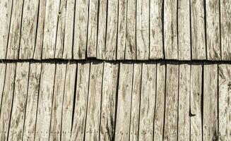 superficie di un vecchio grigio di legno tetto foto
