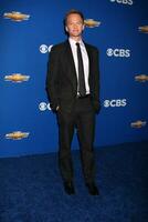 los angeles sep 16 neil patrick harris arriva a il cbs autunno festa 2010 a il colonia su settembre 16 2010 nel los angeles circa foto