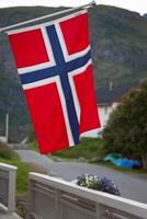 bianca Casa con bandiera nel vecchio parte di stavanger, Norvegia foto