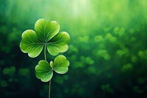 verde trifoglio le foglie su un' buio sfondo. San Patrizio giorno. ai generato foto