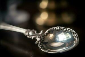argento antico cucchiaio attrezzo. creare ai foto