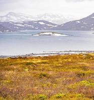 panorama del lago vavatn a hemsedal, norvegia