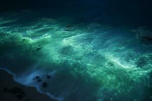 oceano bioluminescenza. un' magico splendore nel il scuro. ai generativo foto