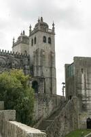 panoramico Visualizza di il porto Cattedrale foto