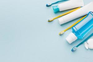 articoli per l'igiene dentale con copia spazio