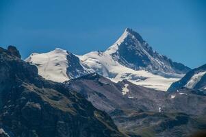 biscorno, corno bianco, bella Tola, Chandolin vallese, svizzero foto