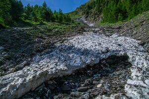 lago clausola ceillac inqeyras nel altezze alpes nel Francia foto