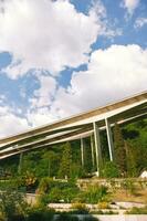 il viadotto de chillon è un' viadotto nel Svizzera collocato nel veytaux per il sud-est di Montreux. foto