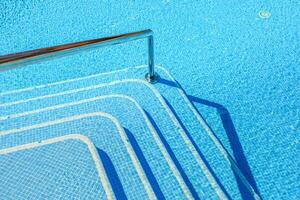 paesaggio con nessuno nuoto piscina a lusso Hotel foto