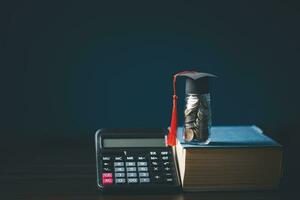 idee per Università, Università lezioni tasse per formazione scolastica, investimento e borsa di studio. pianificazione alunno prestito per studiando all'estero per Università o Università livello. futuro figli di formazione scolastica fondo Contanti. foto