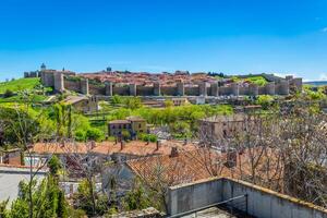 panoramico Visualizza di il storico città di avila, castiglia y leoni, Spagna foto